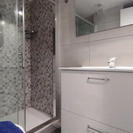 Luminoso Cerca De La Playa Con Terraza Vintage En - Es-209-64 Appartement *