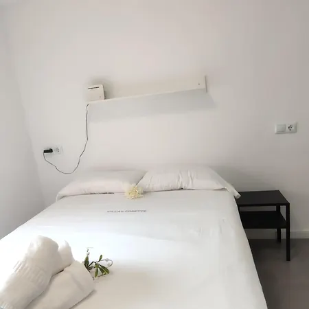 Apartman Luminoso Cerca De La Playa Con Terraza Vintage En - Es-209-64 *