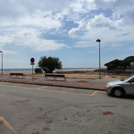 Luminoso Cerca De La Playa Con Terraza Vintage En - Es-209-64 Apartman
